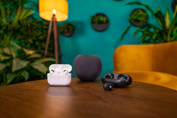 Auricolari, speaker e dispositivi audio ricondizionati: un’idea regalo speciale per questo Natale.